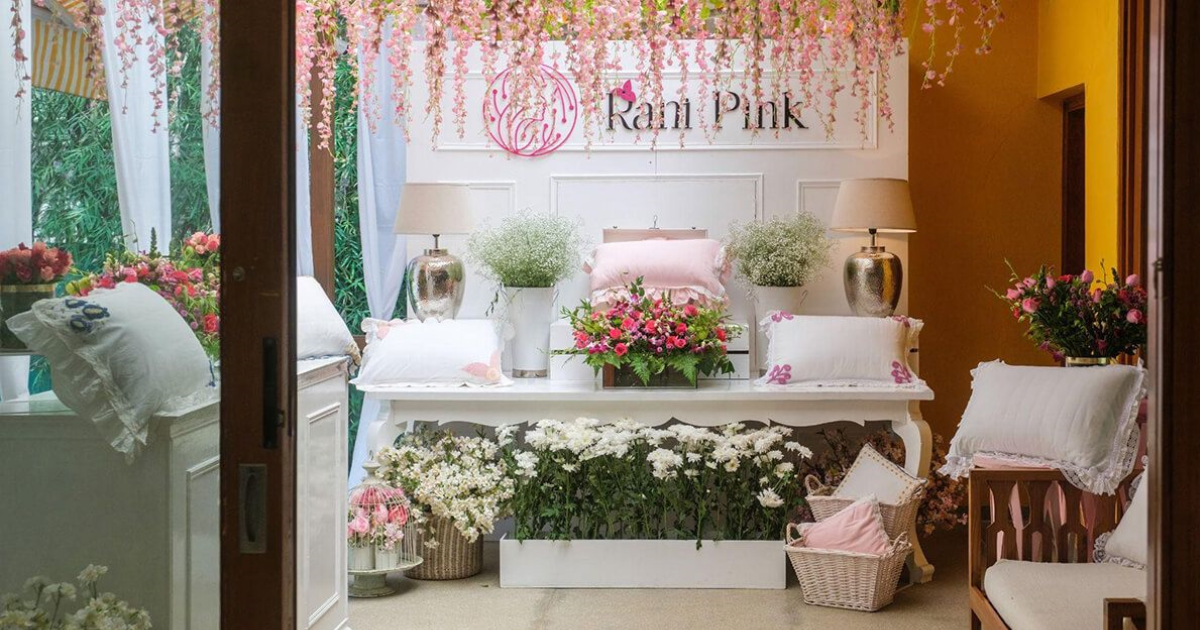 Rest your body on the purest of fabrics - Rani Pink
